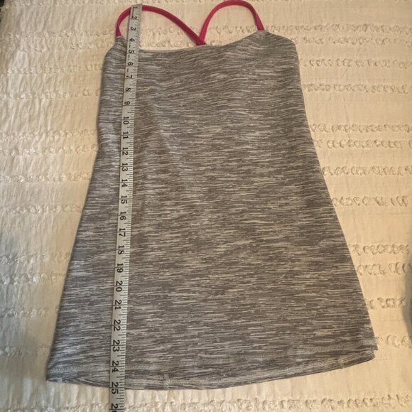 LULULEMON Dancing Warrior Tank Womens Size 8 - Picture 10 of 10